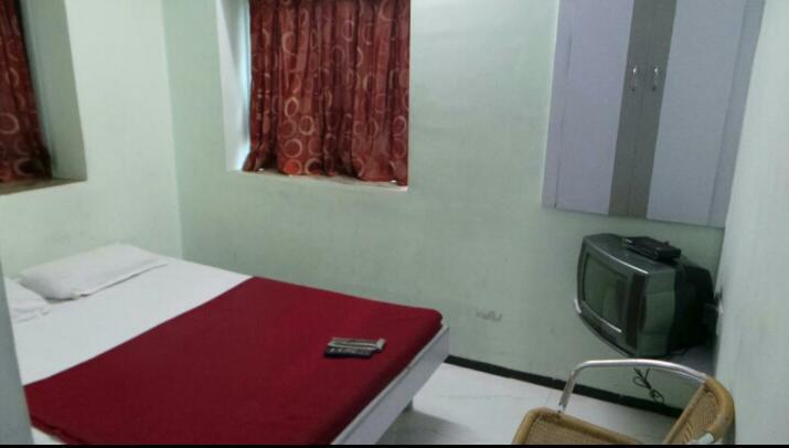New Metro Guest House Mumbai Exterior photo